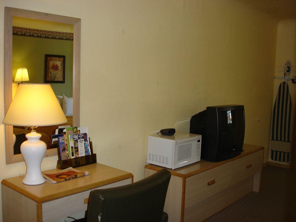 Value Inn Motel Eugene Airport Eksteriør billede